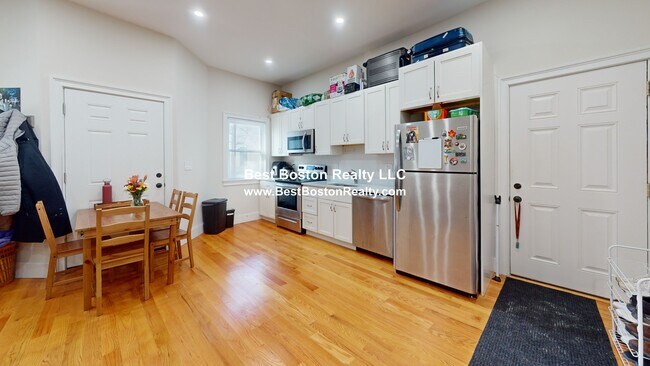 Photo - 313 Hurley St Unit 1