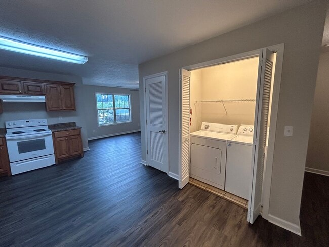 Photo - 100-132 Williams Rd Unidad 102