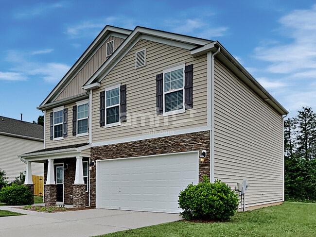 Building Photo - 1882 Woodstone Dr