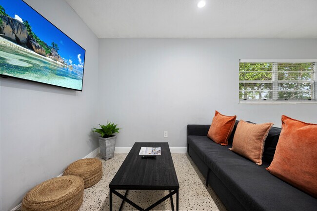 Photo - 2522 SW 27th Ave