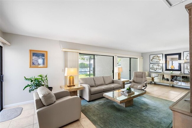 Photo - 4156 Northmeadow Cir