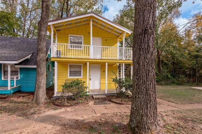 Building Photo - 3300 Elks Dr