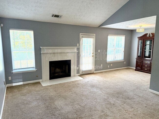 Photo - 11166 Knotty Pine Pl