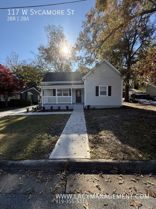 Photo - 117 W Sycamore St