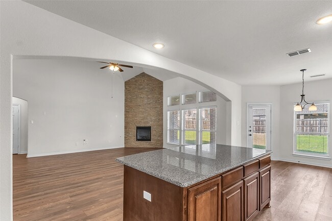 Photo - 1209 Rogers Parkway