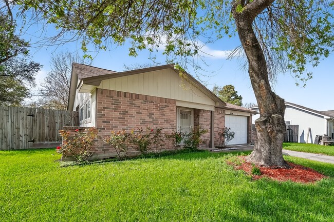 10738 Highland Woods Dr