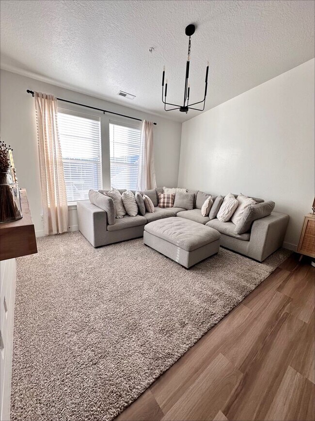 Photo - Pet Friendly 3-Bedroom Condo! Get $500 Off on the first month Rent if signed and move in by March 1s