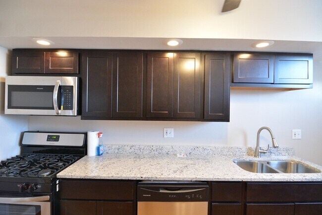 Photo - 3247 N Damen Ave Unit J00P