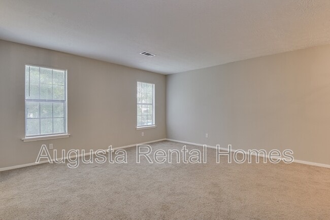 Photo - 2515 Ctr W Pkwy