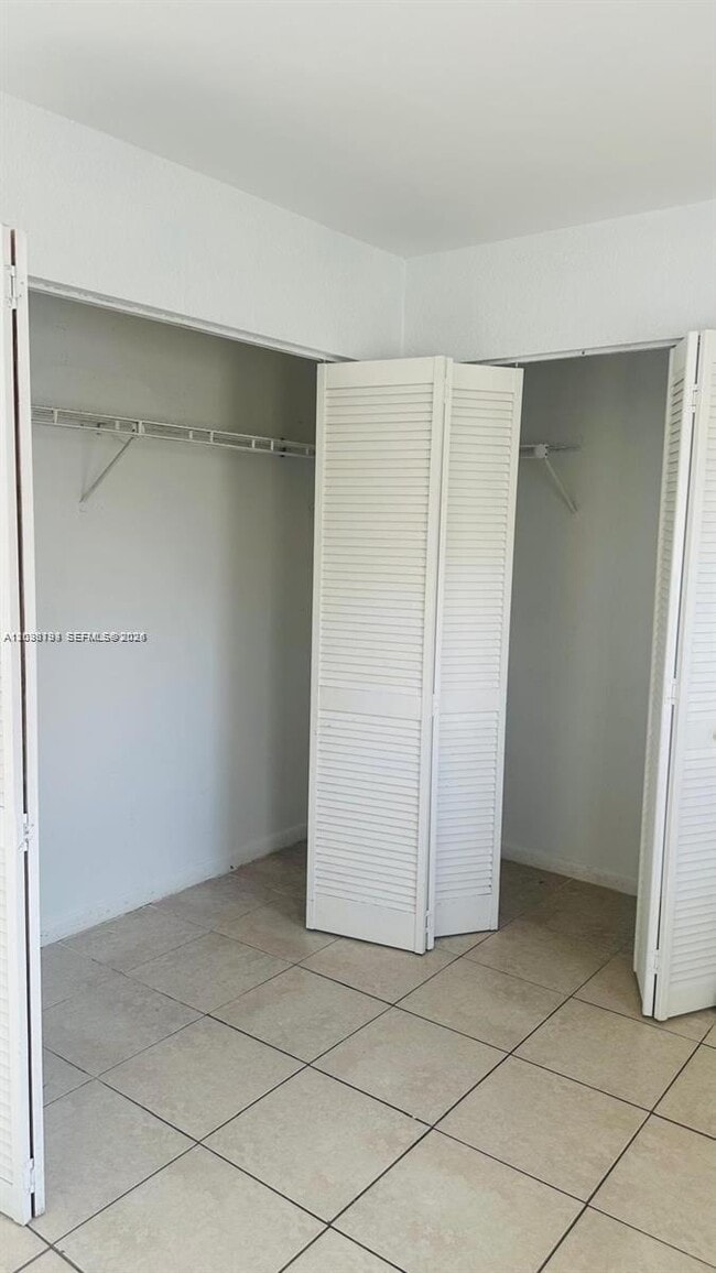1321 NW 50th Ave Unit A