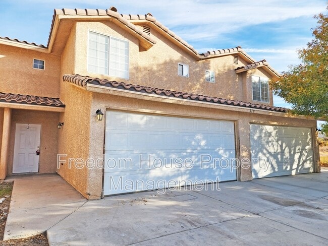 Photo - 910 Bourbon St Unit #2