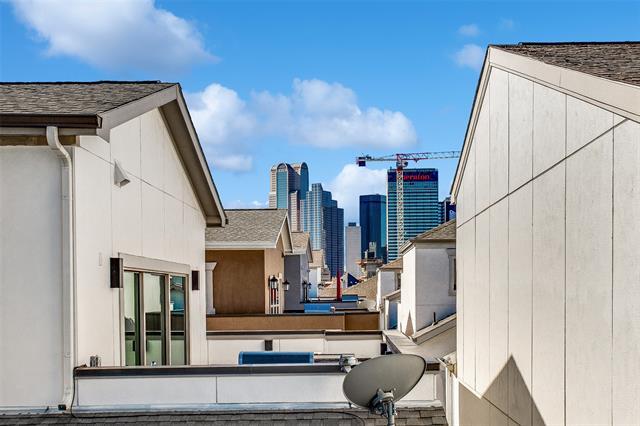 Photo - 3024 Carmel St