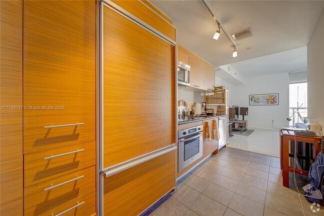 Building Photo - 50 Biscayne Blvd Unit 1903 Rental