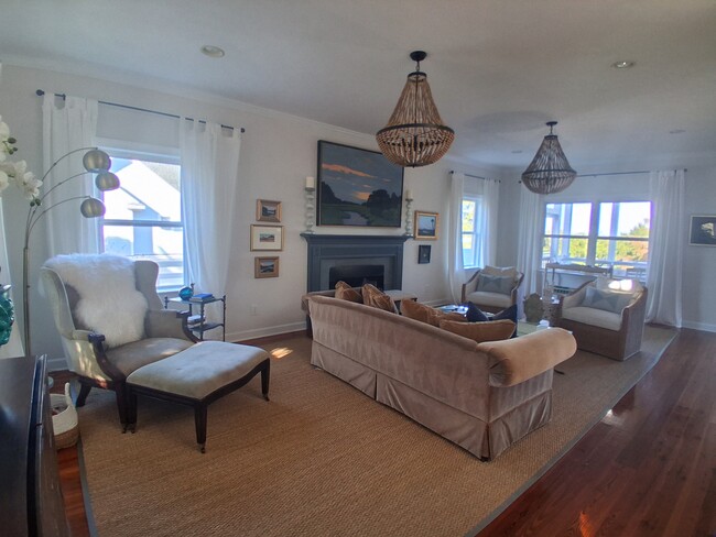 Photo - 12 Seahorse Ct