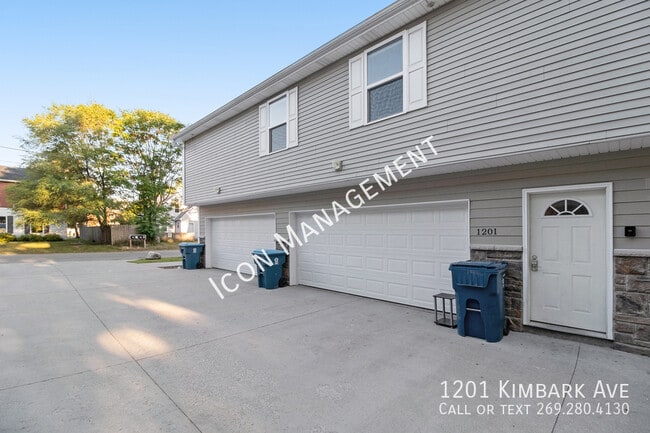 1201 Kimbark Ave
