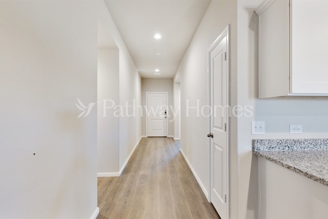 Photo - 1625 Vandemere Ct