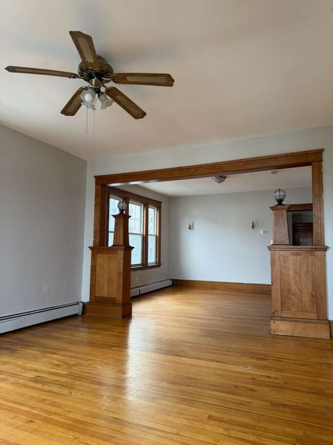 Photo - 7 View St Unit 3