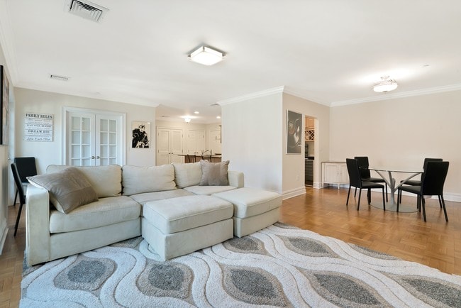 Photo - Scarsdale Commons