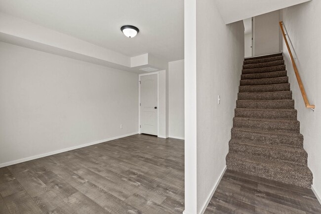 Photo - Fruitvale Townhomes - modern apartment living