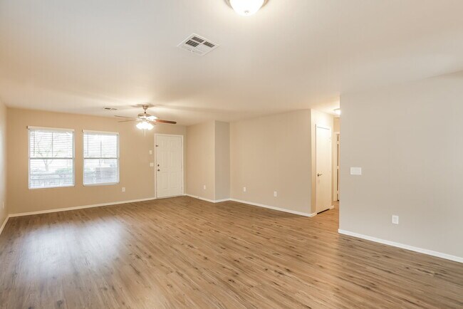 Photo - 7238 S 40th Ln