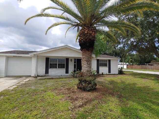 BEAUTIFUL 2/1/1 1000 Sq. Ft. with UPDATED ... - BEAUTIFUL 2/1/1 1000 Sq. Ft. with UPDATED ... Casa