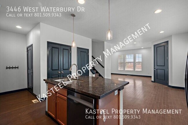 Photo - 3446 W Waterbury Dr