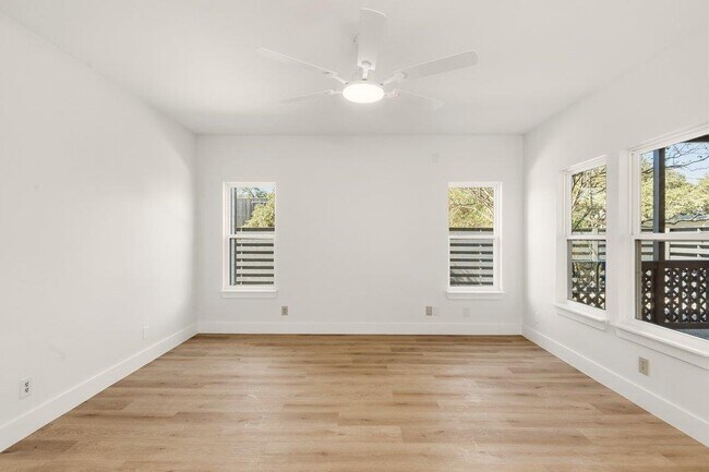 Photo - 814 W Mary St