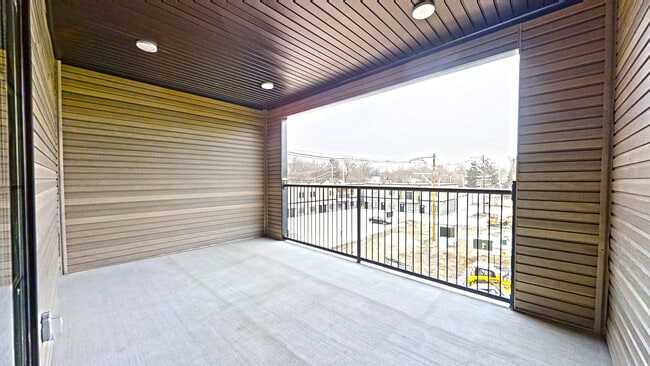 Photo - 200 Vine St