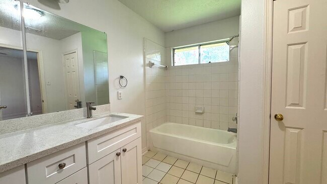 Photo - 6422 Diamond Rock Dr
