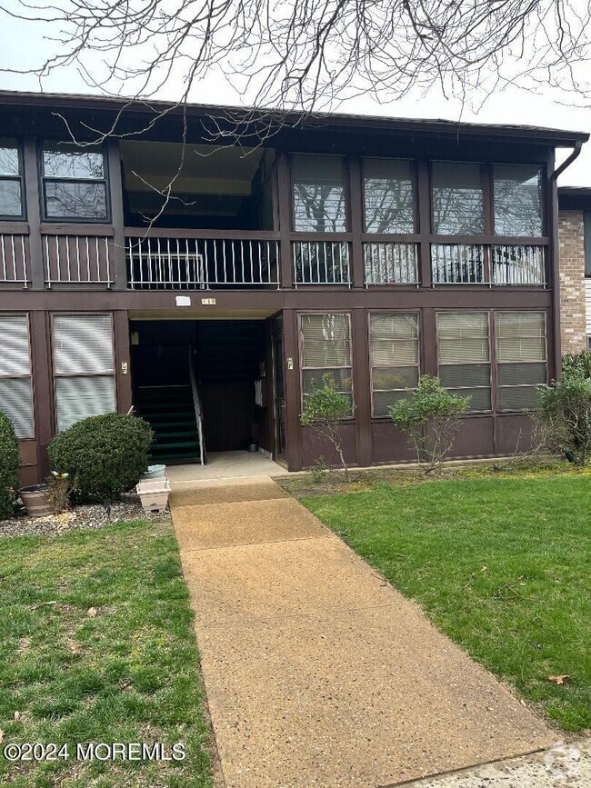 Building Photo - 118 Amberly Dr Rental