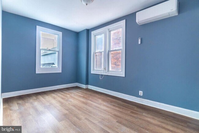 Photo - 2506 Tindaro Ter