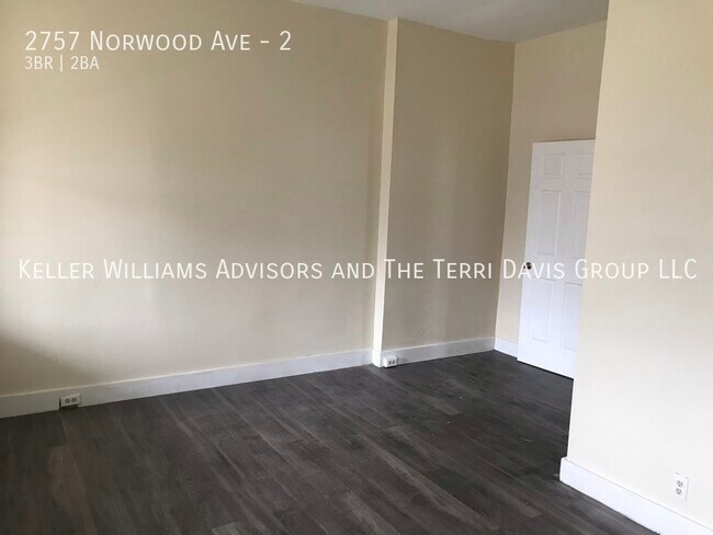 Photo - 2757 Norwood Ave Unit 2