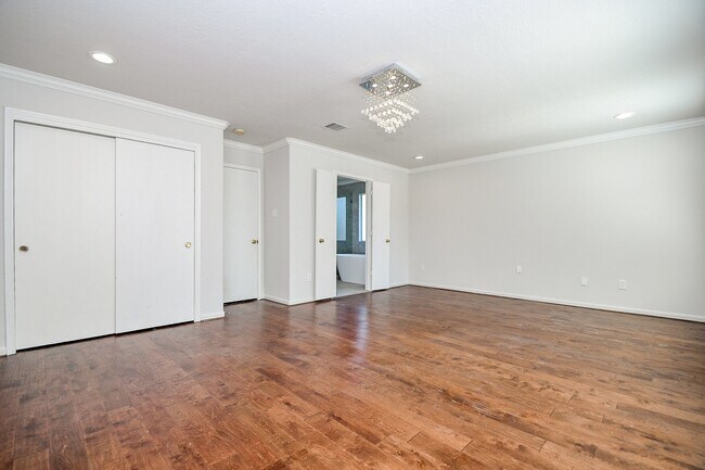 Photo - 9203 Split Ridge Ln