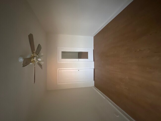 Photo - 1263 W Pratt