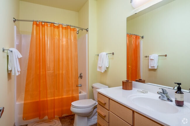 2BR, 2BA - 1154SF