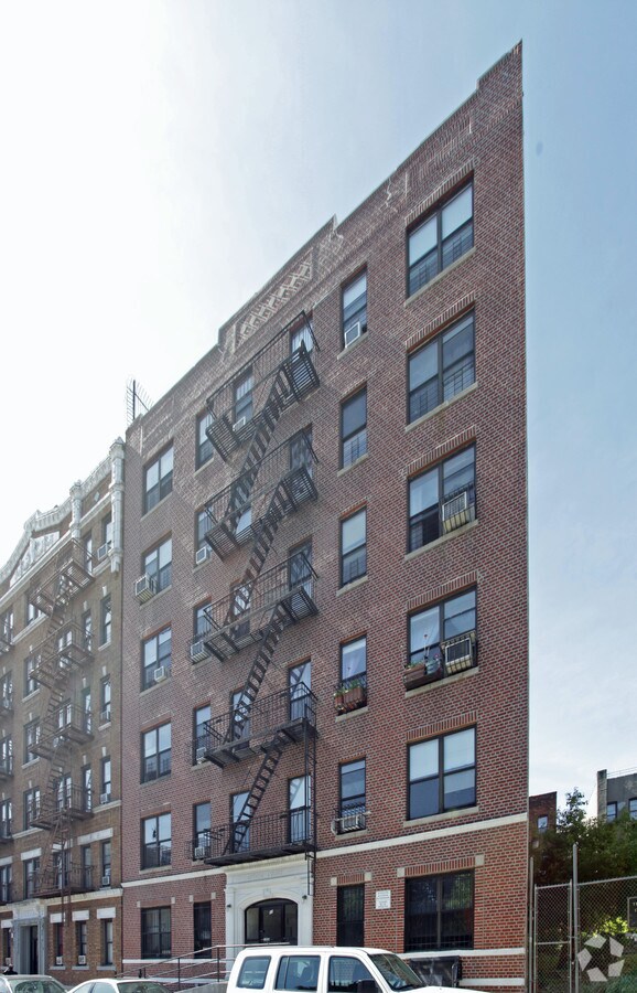 11 Ten Eyck St - 11 Ten Eyck St