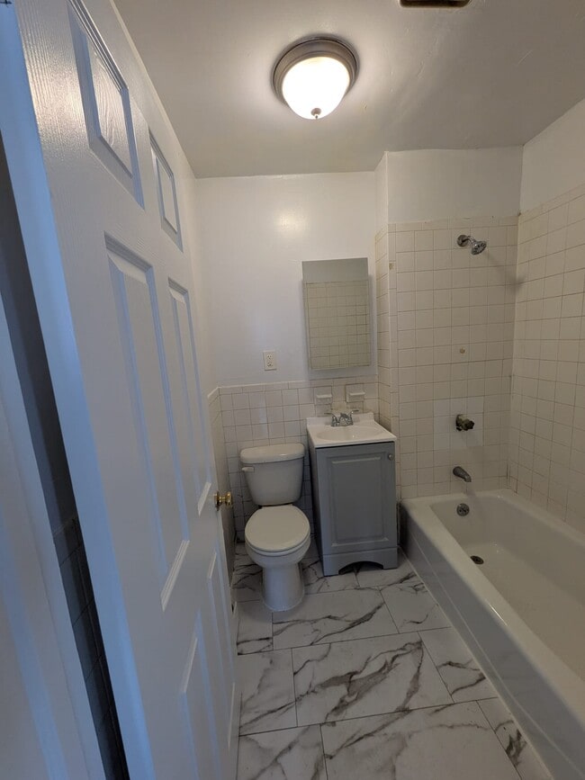 Photo - 779 Avenue E Unit 1