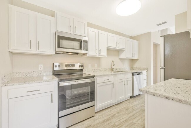 Photo - 4914 Donnybrook Ave