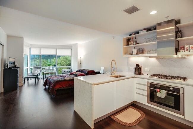 Building Photo - 77 Hudson St Unit 1201