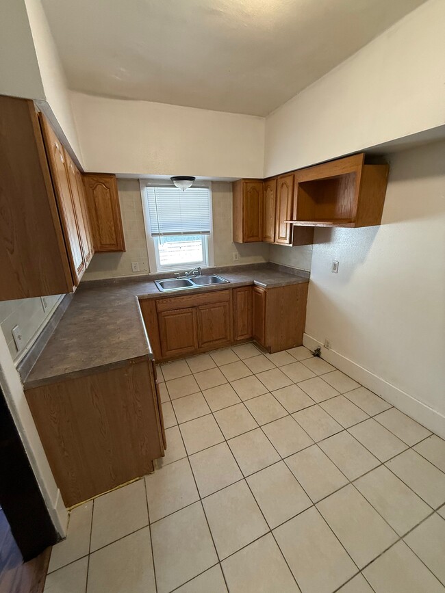 Photo - 307 E Arcadia Ave