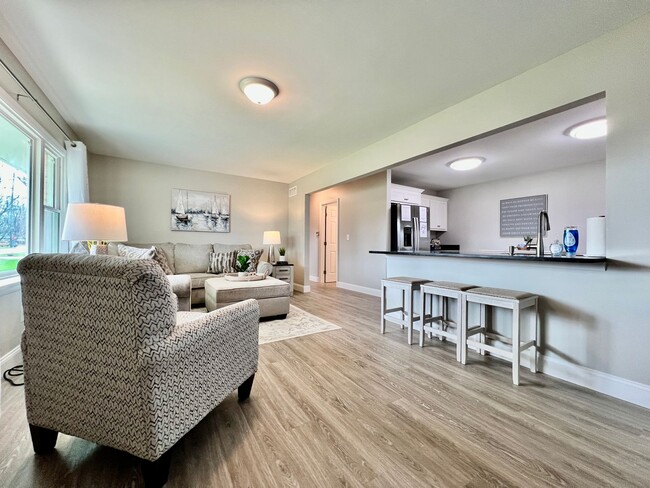 Photo - Newly remodeled, furnished home Trenton, Ohio