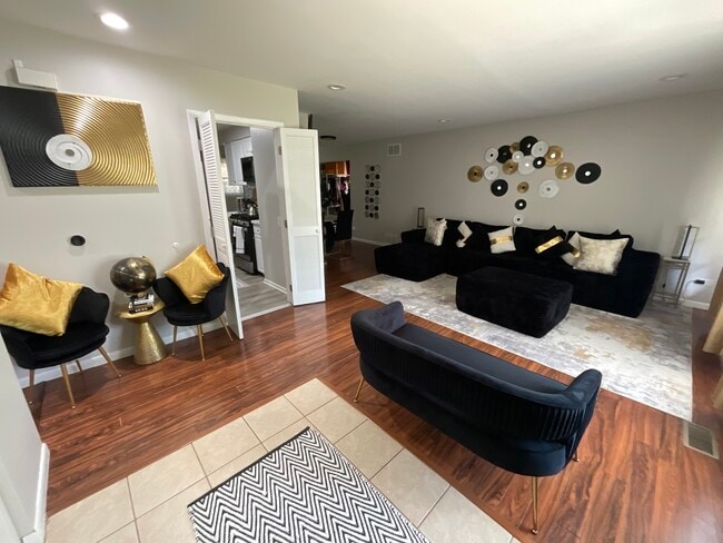 Photo - 21840 Olivia Ave