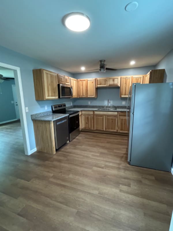 Building Photo - 138 Lester Ave