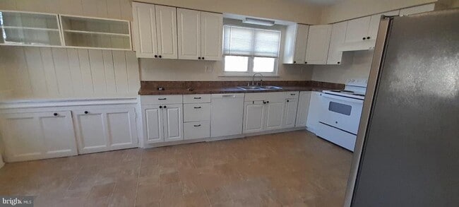 Photo - 6731 Edwards Ave