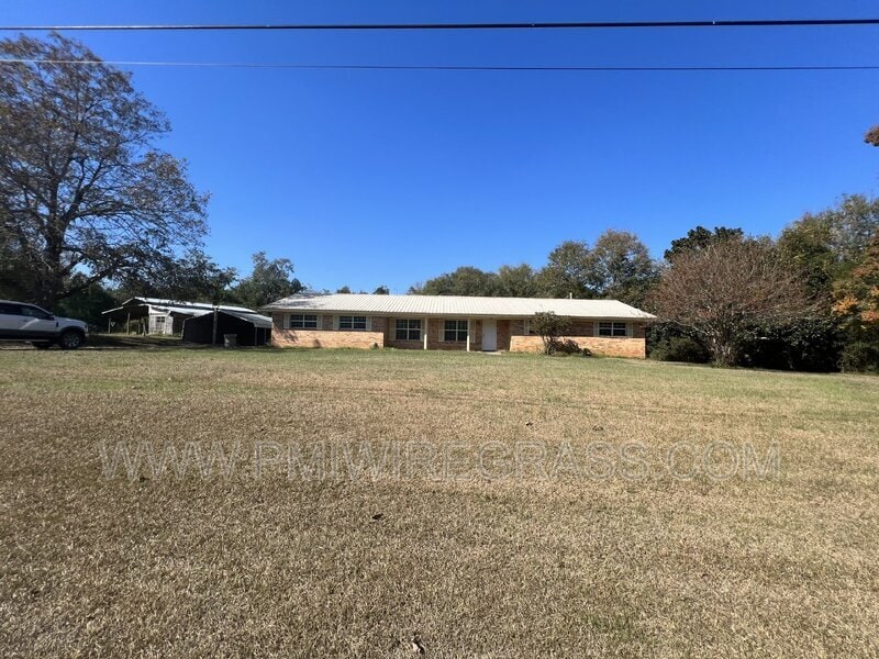 Photo - 412 Ainsley St