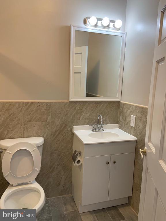 913 Washington Ave Unit 3