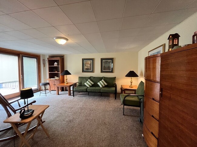 Photo - 7401 Sterrettania Rd