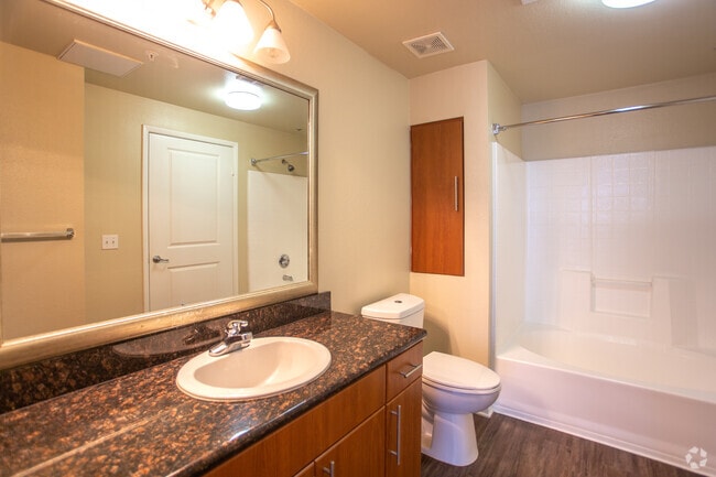 1BR, 1BA-755 SF - The Pointe at Warner Center