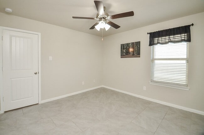 Building Photo - 3103 Floral Park Ct