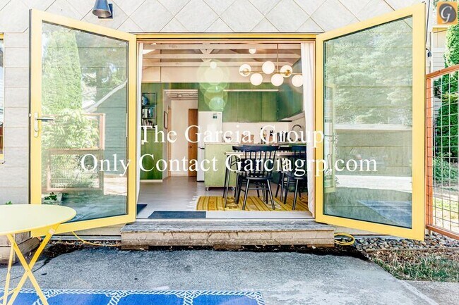 8020 N Hurst Ave Unit B